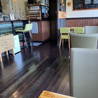 カフェ プルニエ_2