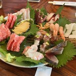 田なべ - 刺身盛り合わせ