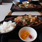 焼肉・ランチ しん - 料理写真: