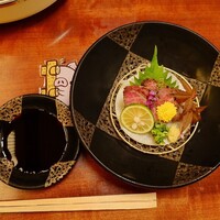 荒井屋 本店 - 牛焼霜造り