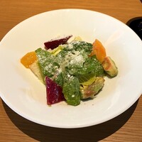 MAIN DINING sereno(THE MARK GRAND HOTEL) - サラダ