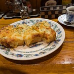 珈琲館 紅鹿舎 - ピザトースト、べにしかブレンド①