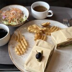 and ｗhich? - メキシカンサンド