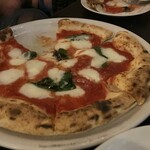 Pizzeria Bar Trico - 水牛のモッツァレラ