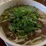 亞細亞食堂サイゴン 上町店 - パクチーを投入