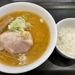 らぁ麺やまぐち - 味噌ラーメンにはライス！！