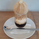 七福食堂 - 上～和栗クリーム(中：バニラアイス)、グラノーラ、ラムレーズンアイス、深煎珈琲ゼリー