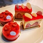 PATISSERIE CとSHE.s - 