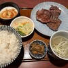 炭焼牛たん東山　 博多大丸店