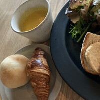 THE GATEHOUSE - かぼちゃスープ、パンはこの2種類食べ放題