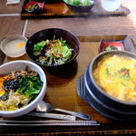 ふくふく パンチャンの家 - 牛ホルモンスンドゥブランチＢ\1,260(2024/10)