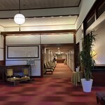 万平ホテル - 客室に向かう廊下