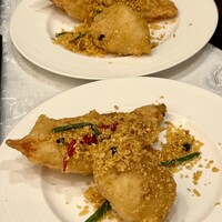 中国料理 王宮 - メイン　大海老　ホタテとガーリックの黄金揚げ
