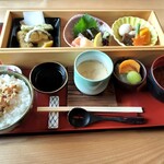 四季彩 八や - 彩花