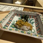 温石 - ⑥伊勢海老、伊勢海老味噌のソース、紫蘇の実の塩麹漬け、空芯菜のおひたしと共に