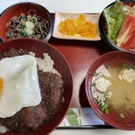 十阡萬 金津店 - 