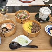 日本料理 Japanese Cuisine 桜丘 - 