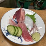 一月家 - 刺身はどれも新鮮