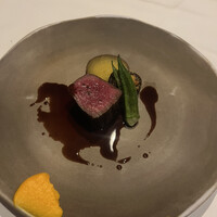 Vintage with Restaurant - 