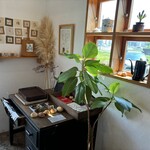 天然こうぼぱん とことこ - トレ〜とトングを持って、いざ出陣٩( 'ω' )و