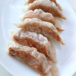 中華料理 桂花 - 餃子別アングル
