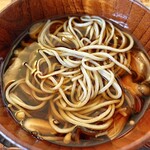 そば家　和味 - 蕎麦をたっぷりとつけ込んで頂きます！