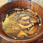 そば家　和味 - 出汁とキノコの旨みがめちゃめちゃ美味い「きのこ汁」❗️