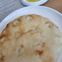 Hills House Dining 33 - フォカッチャ