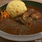カレーとお酒 蕾 - スパイスチキンカレー