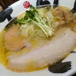 彩色ラーメンきんせい 高槻本店 - こだわり塩ラーメン