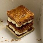 Patisserie Ravi,e relier - 