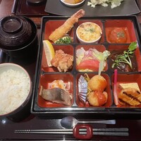 赤坂 津つ井 総本店 - 