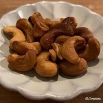 カレーとお酒 蕾 - スパイシーミックスナッツ