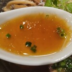 麦と麺助 - スープ