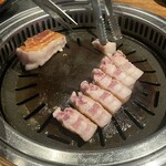 熟成肉専門店 ヨプの王豚塩焼 - 