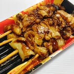 カネミ - 料理写真:助六寿司398円 炭火香る！焼鳥皮串(笑タレ)大398円 