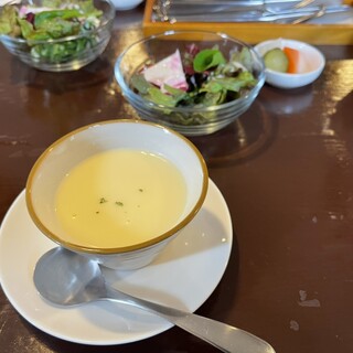 クレープ コアフ_0