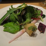ラ・ボンヌターブル - 各地農園から届いた畠の味のサラダ1