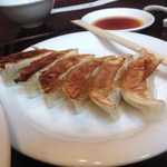 鳳苑 - 焼餃子　380円　　（2014.03）