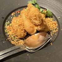 中国料理 「王朝」 ヒルトン東京 - 白身魚のガーリックスパイス揚げ