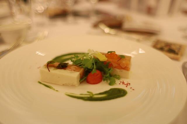 Hotel New Otani Oosaka photo 2