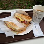 カフェ・ド・クリエ - 料理写真:トーストサンド ふわふわタマゴ・ブレンドコーヒー