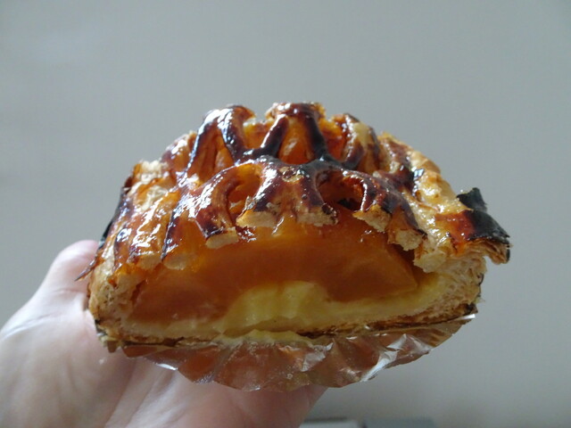 山形・高畠の人気ベーカリー『ポム ド ジャルダン』- 手作りパンとスイーツ