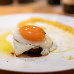 尾山台 山田 - 目玉焼き乗せハンバーグ