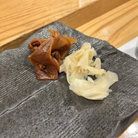 秀徳 2号店 - たまり醤油のガリ