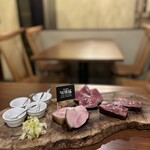 炭焼き肉とワイン 旬熟成 - 