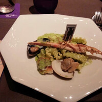 スミレオオサカ - 