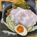 つけ麺 夢人 - 焦がしつけ麺の麺