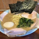 萬家 - 中ラーメン＋チャーシュー＋味玉