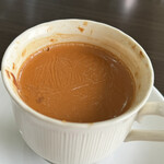 インデアンレストラン  ニューミラ - 最後にホットチャイ。やって来てから何分もたってからすすったのに、火傷しそうに熱かったw